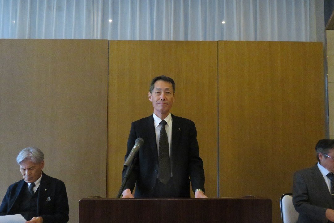 小林 憲男